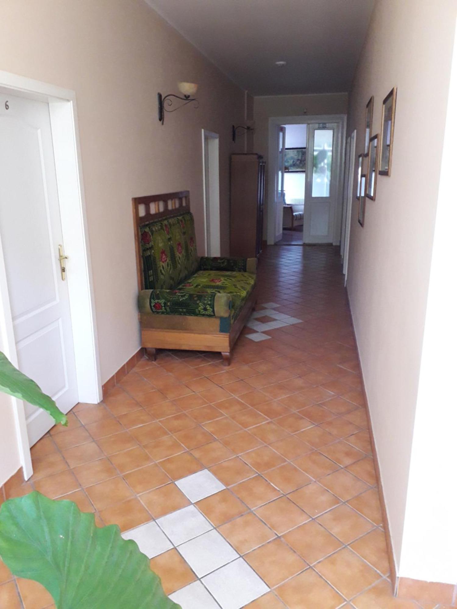Baronka Bed & Breakfast & Bistrot Betliar Bagian luar foto