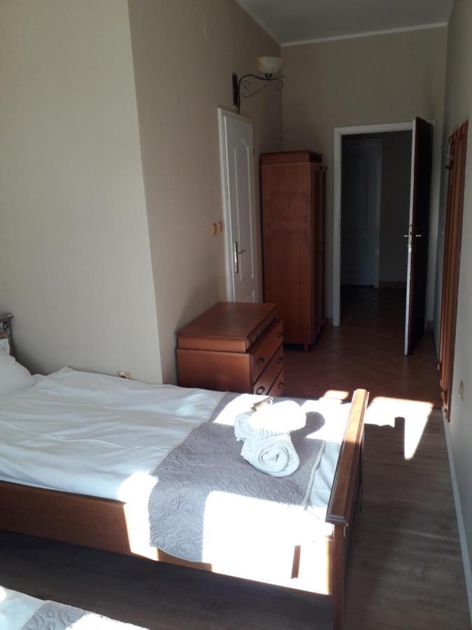 Baronka Bed & Breakfast & Bistrot Betliar Bagian luar foto